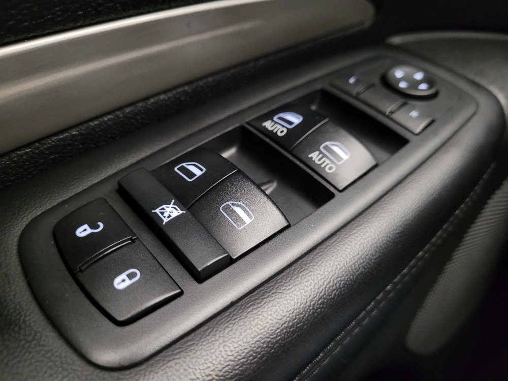 Used 2017 Dodge Durango SXT w/ Quick Order Package 23B AWD/4WD image 27