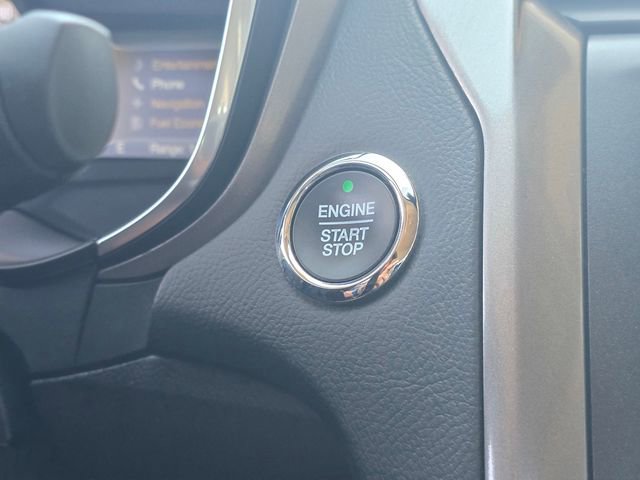 Used 2020 Ford Fusion SE FWD image 24