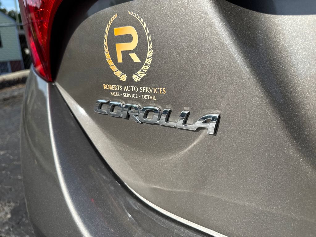 Used 2019 Toyota Corolla LE FWD image 52