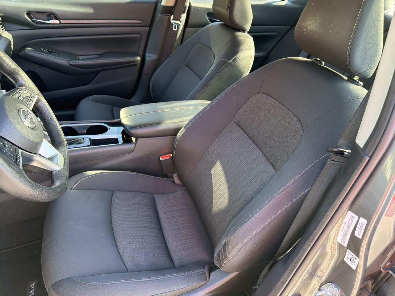 Used 2024 Nissan Altima 2.5 SV FWD image 15