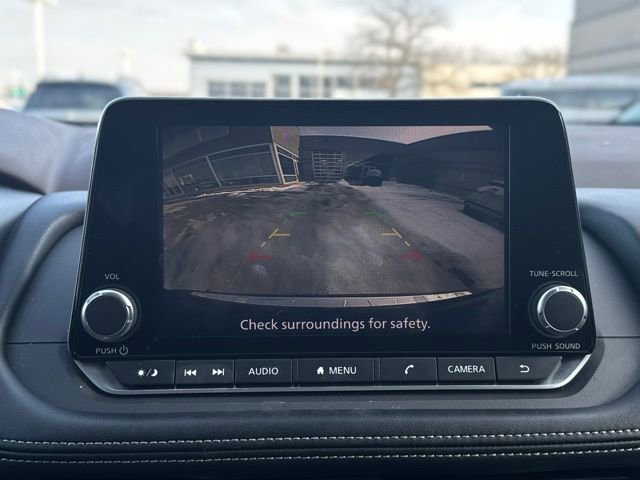 Used 2023 Nissan Rogue SV image 33