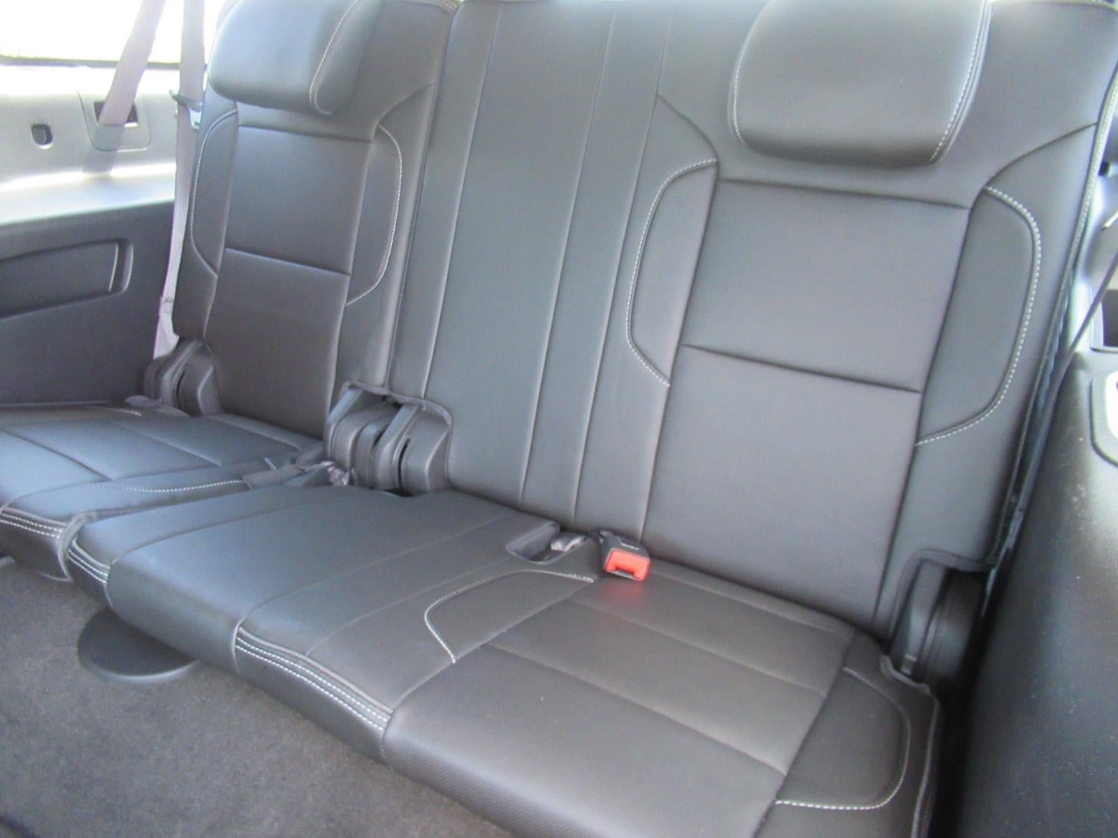 Used 2017 GMC Yukon XL Denali RWD image 36