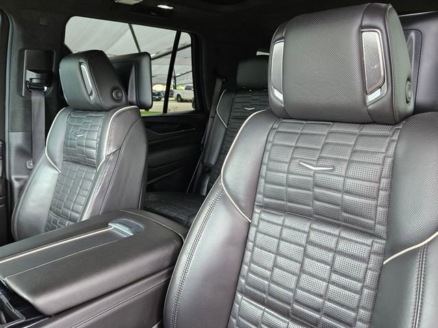 Certified 2024 Cadillac Escalade V w/ LPO, ONYX Package AWD/4WD image 10