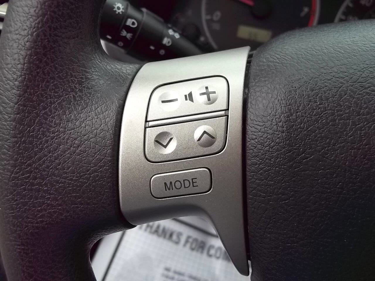 Used 2011 Toyota Corolla LE w/ Premium Pkg FWD image 21