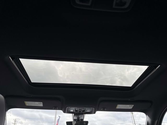 Certified 2021 Chevrolet Silverado 1500 High Country w/ Technology Package image 21