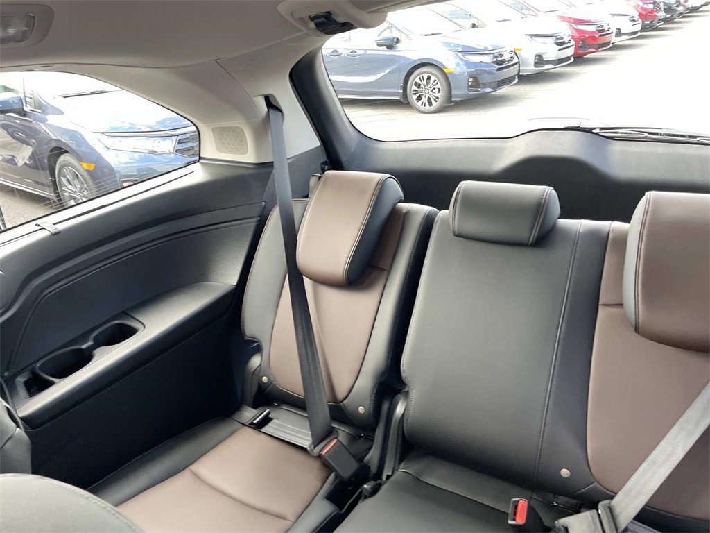 New 2026 Honda Odyssey Elite image 11