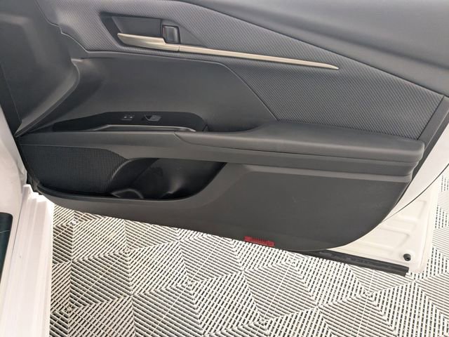Used 2025 Toyota Camry SE image 31
