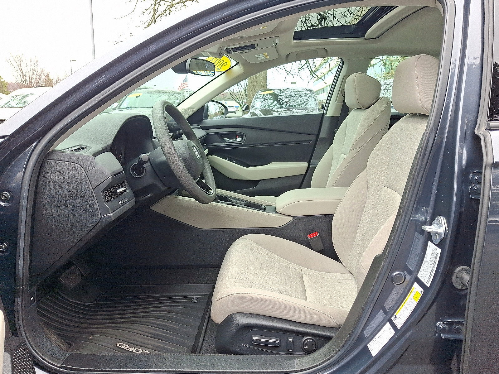 Certified 2023 Honda Accord EX image 13