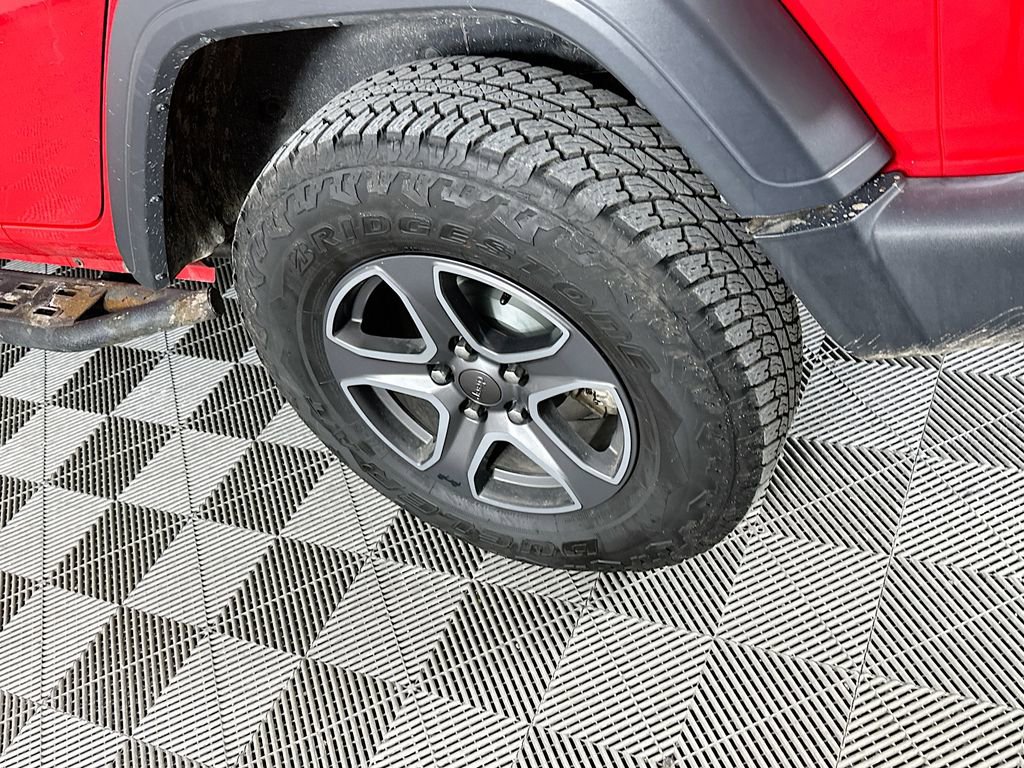 Certified 2018 Jeep Wrangler Unlimited Sport S image 40