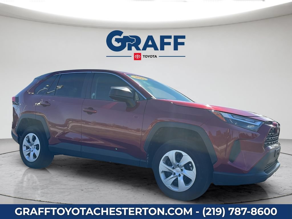 Used 2025 Toyota RAV4 LE FWD image 4