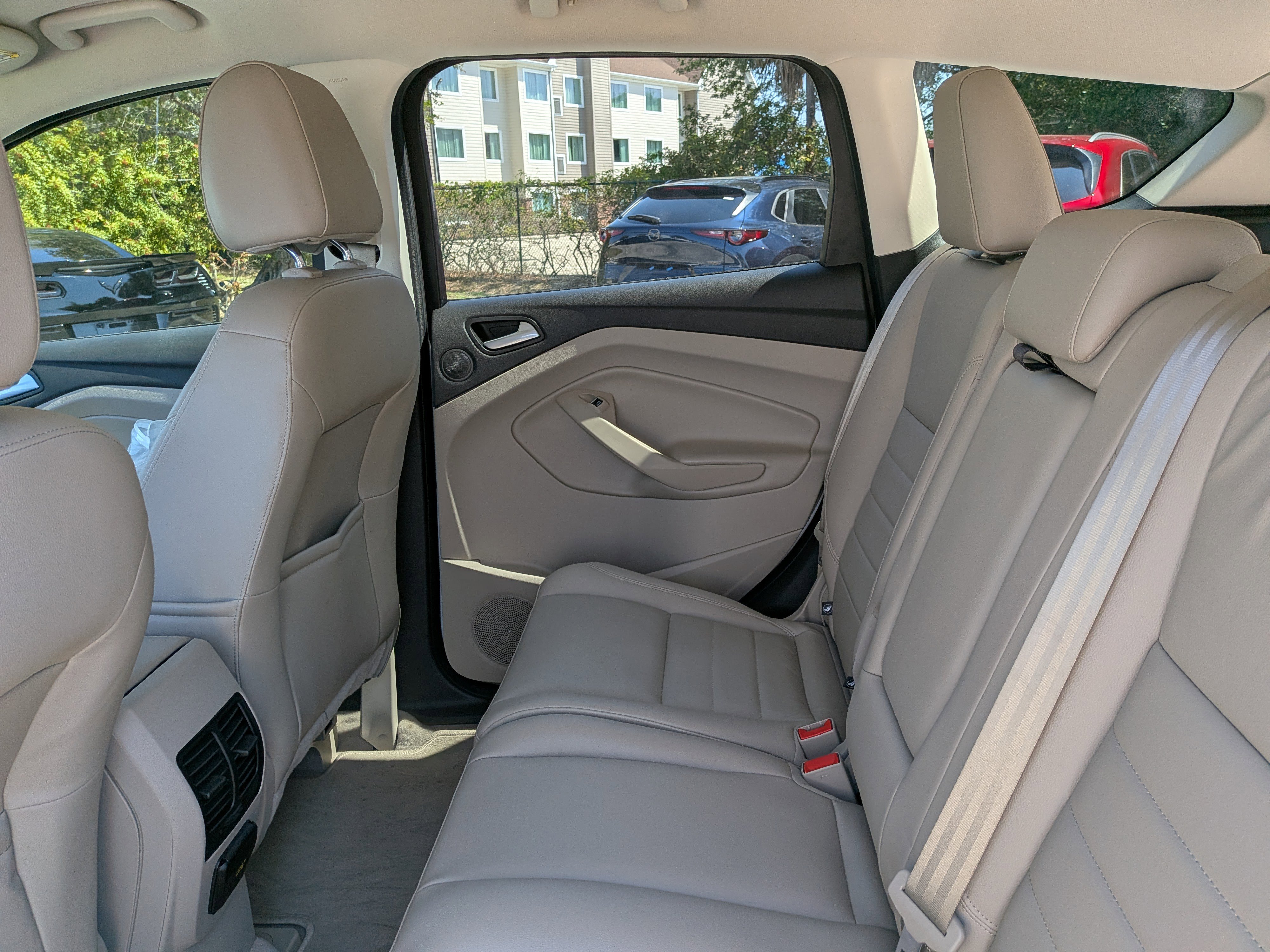 Used 2015 Ford Escape Titanium w/ Equipment Group 301A image 15