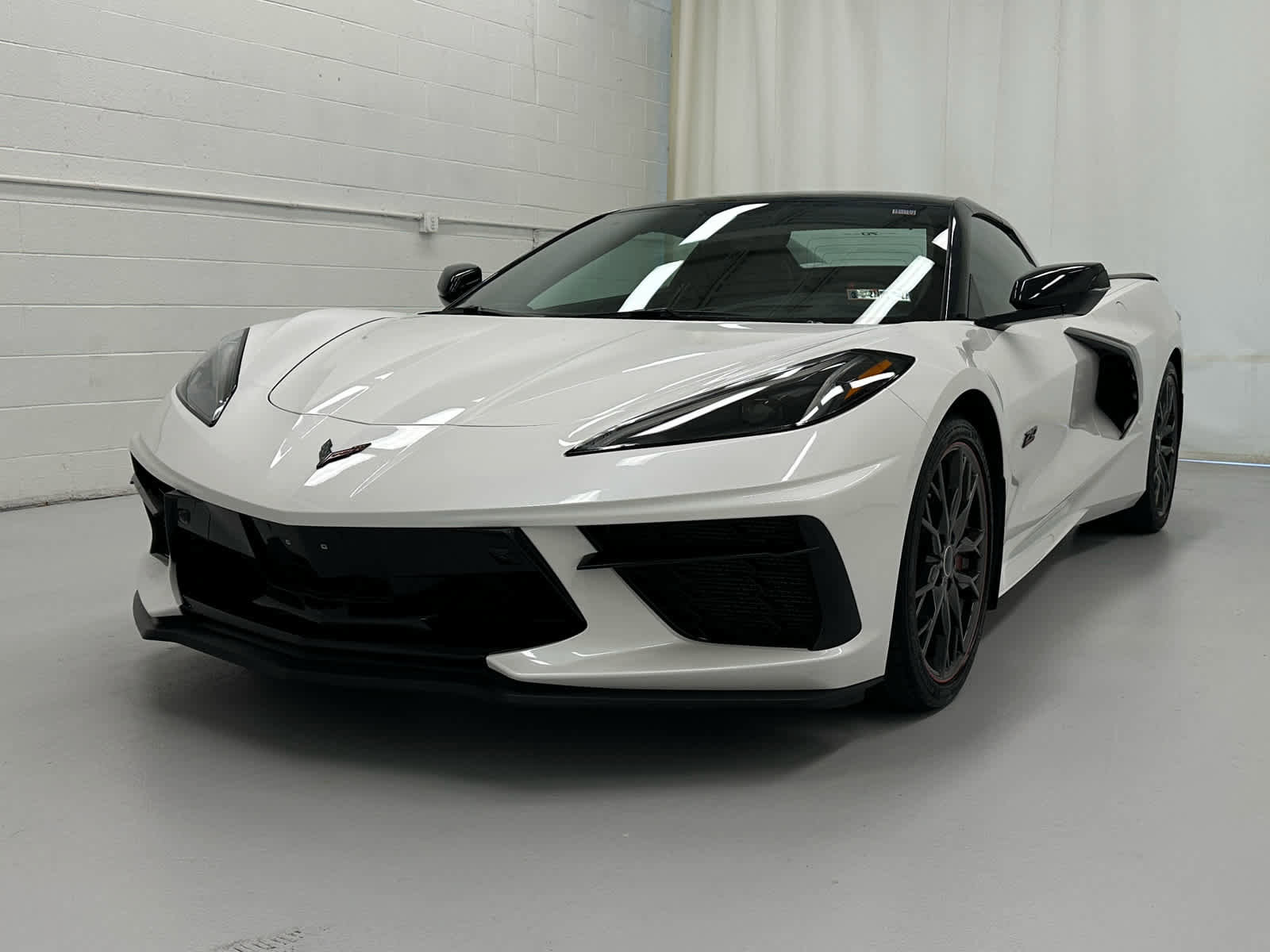Used 2023 Chevrolet Corvette Stingray Premium Conv w/ Z51 Performance Package image 12