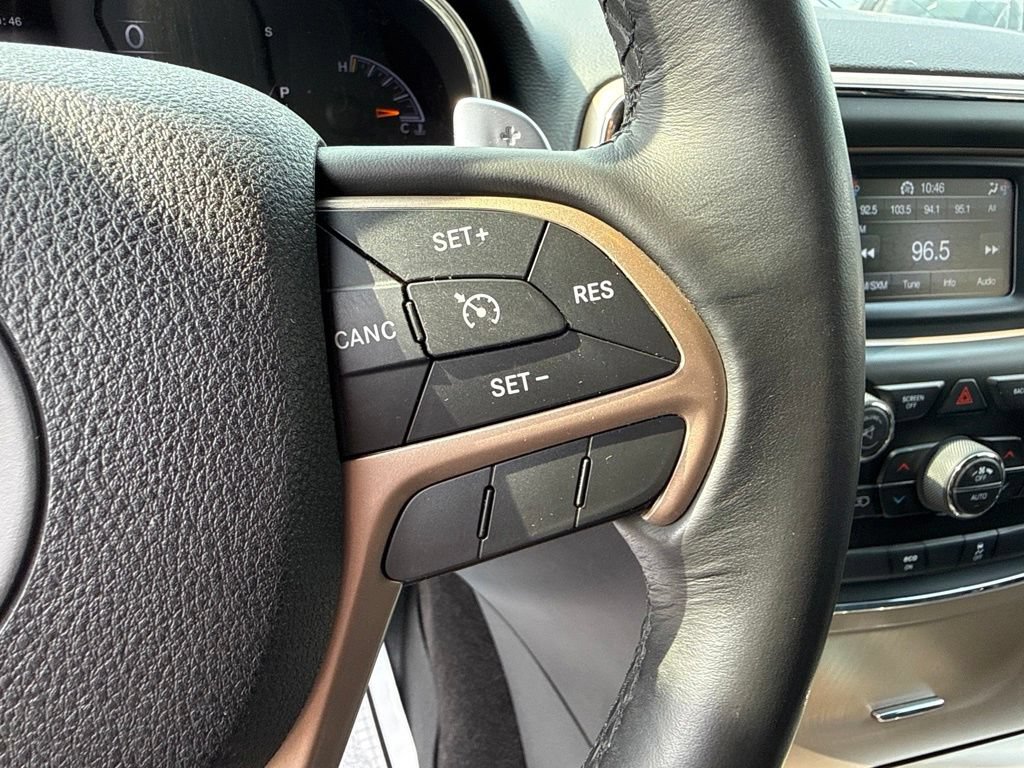 Used 2015 Jeep Grand Cherokee Laredo w/ Quick Order Package 23E AWD/4WD image 26