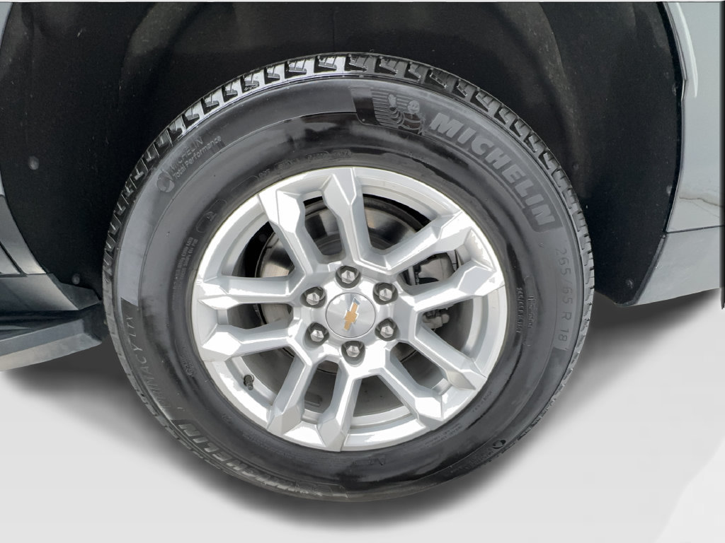 Used 2025 Chevrolet Tahoe LT RWD image 16