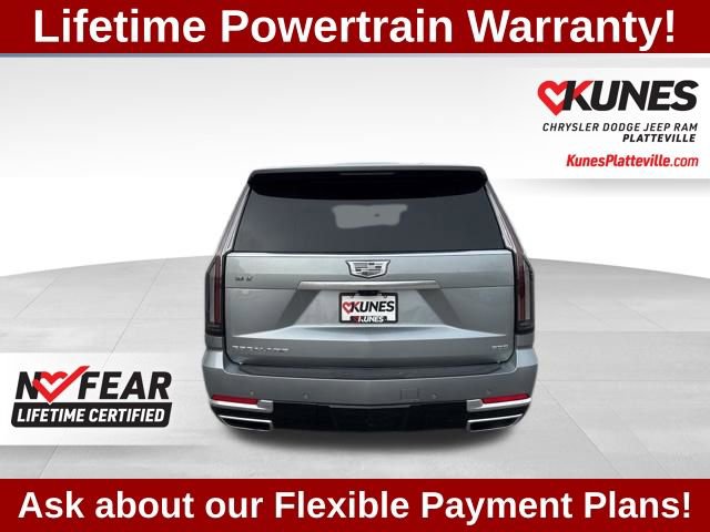 Used 2025 Cadillac Escalade Premium Luxury AWD/4WD image 9