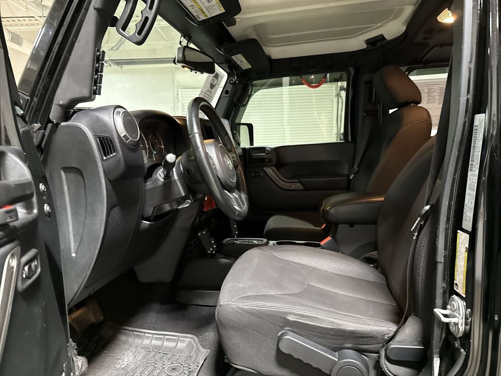 Used 2017 Jeep Wrangler Unlimited Sport w/ Quick Order Package 24S AWD/4WD image 18