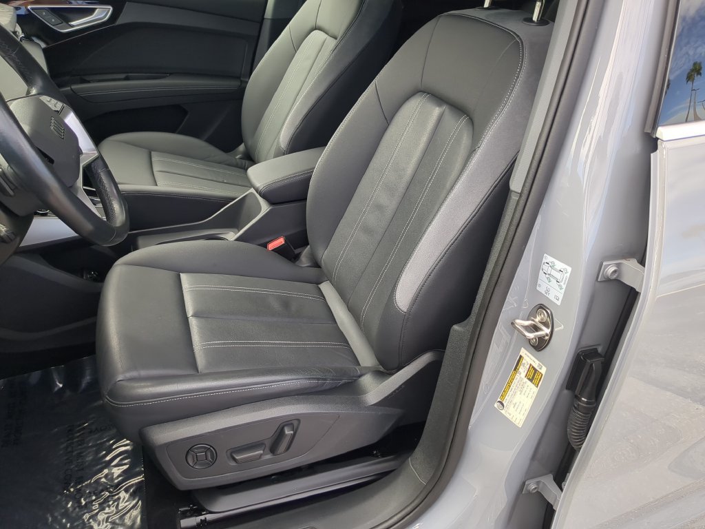 Used 2023 Audi Q4 e-tron Premium Plus w/ Premium Plus RWD image 20