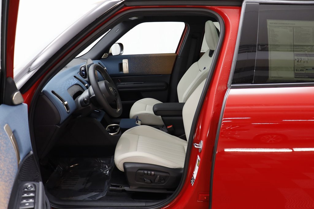 Certified 2025 MINI Cooper Countryman S image 6