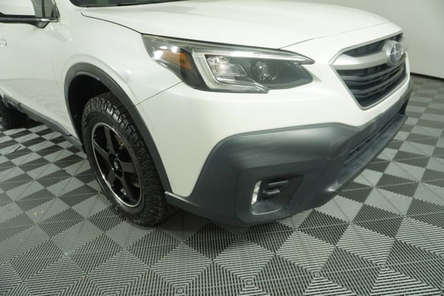 Used 2020 Subaru Outback Premium image 10
