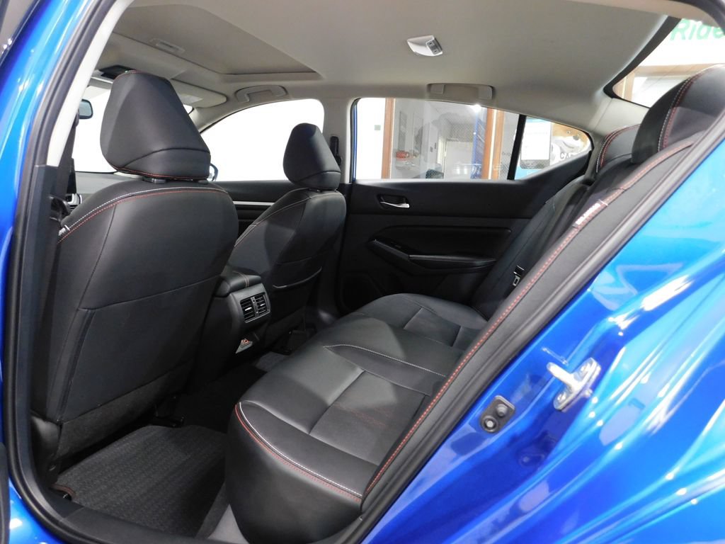 Used 2025 Nissan Altima 2.5 SR AWD/4WD image 54