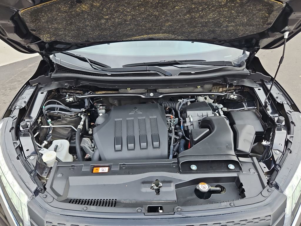 Used 2024 Mitsubishi Eclipse Cross SE image 35