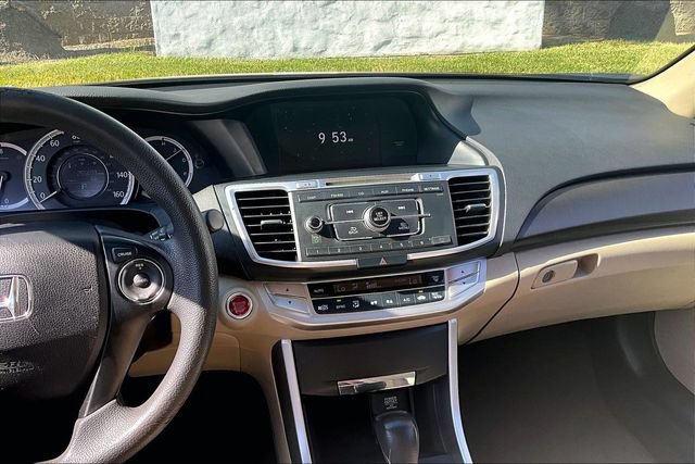 Used 2013 Honda Accord EX image 6