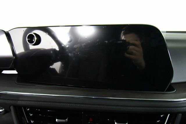 New 2026 Chevrolet Suburban LT w/ Comfort Package image 4