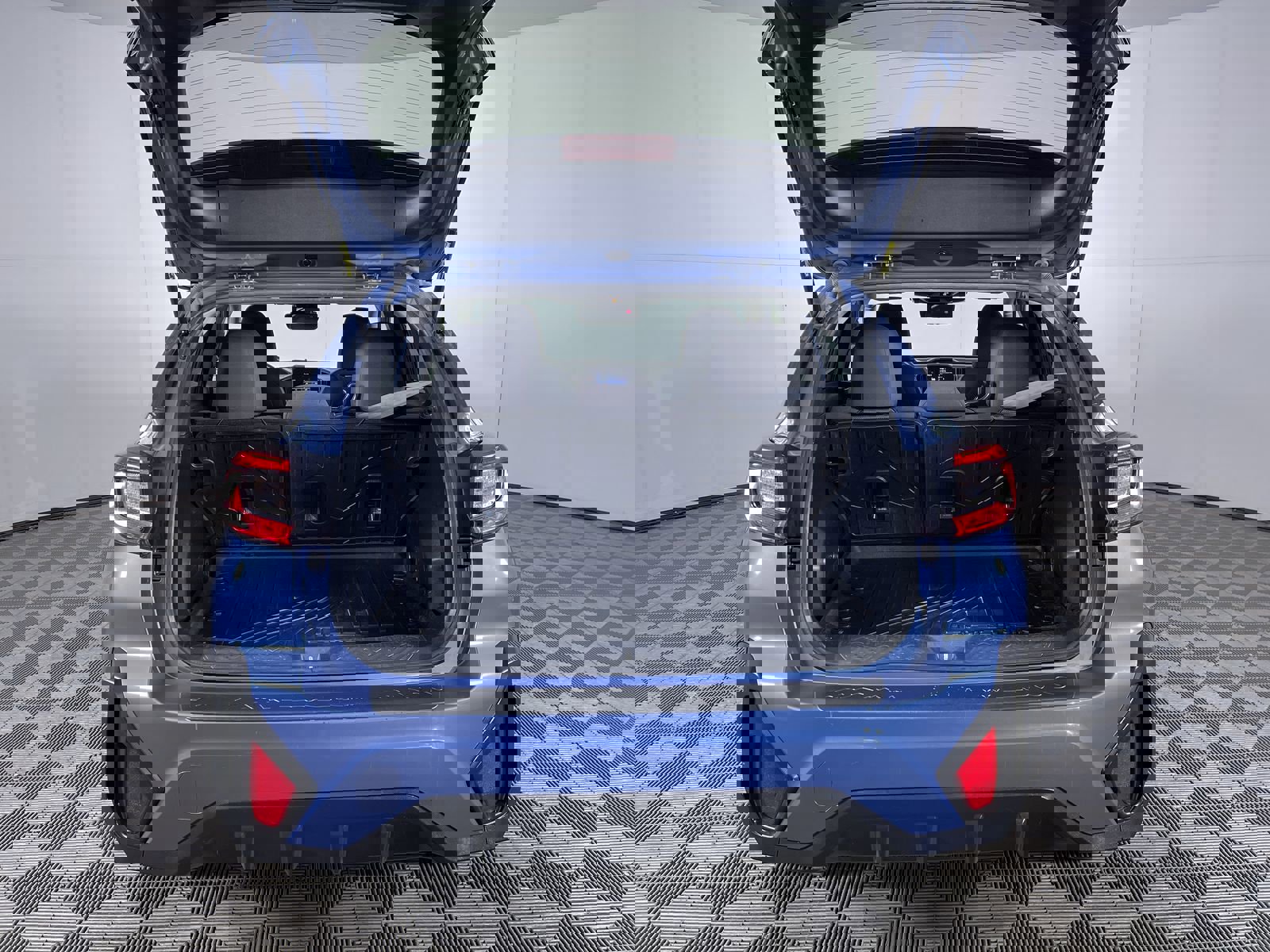 Used 2024 Subaru Crosstrek 2.0i Premium image 23