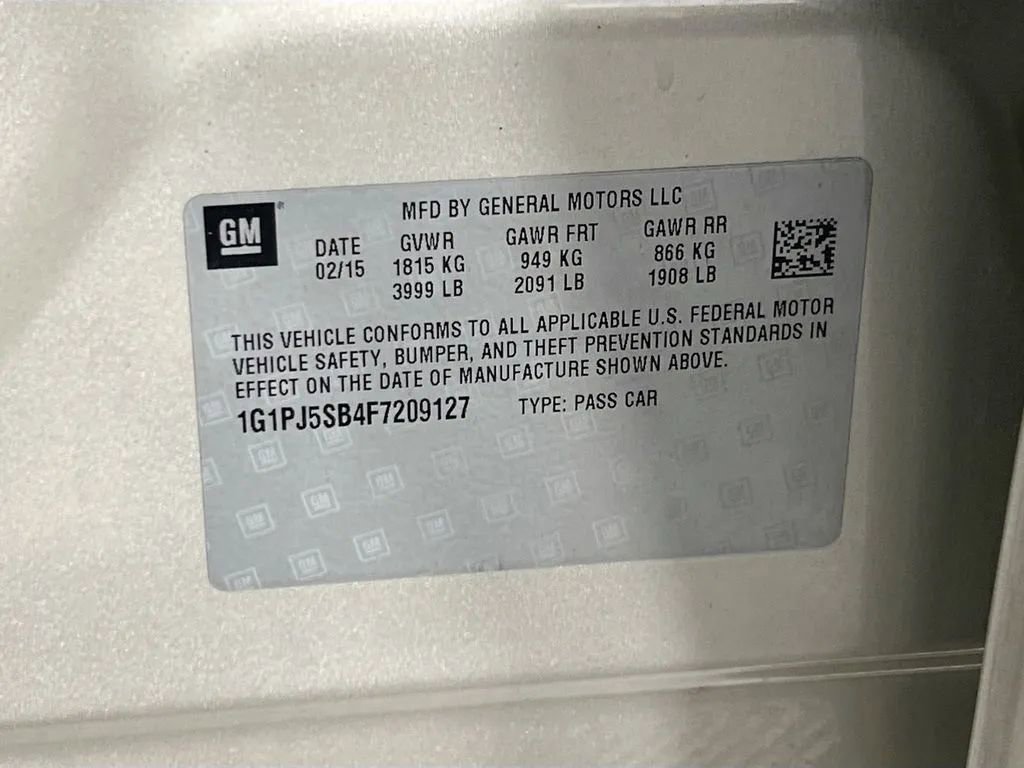 Used 2015 Chevrolet Cruze Eco w/ Enhanced Safety Package image 30