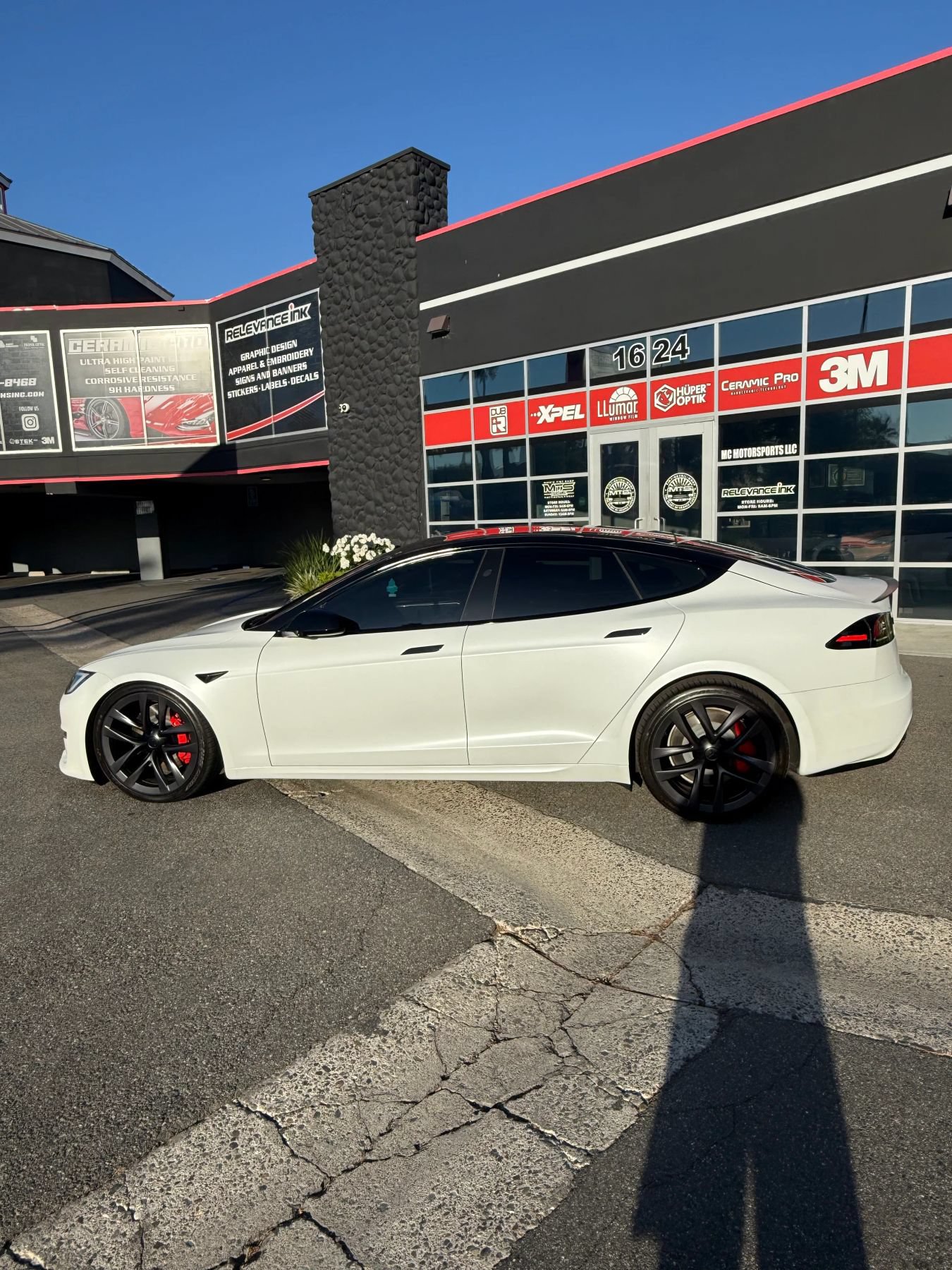 Used 2023 Tesla Model S Plaid AWD/4WD image 5