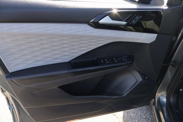 Certified 2023 Volkswagen Taos S w/ Driver Assistance Package image 10