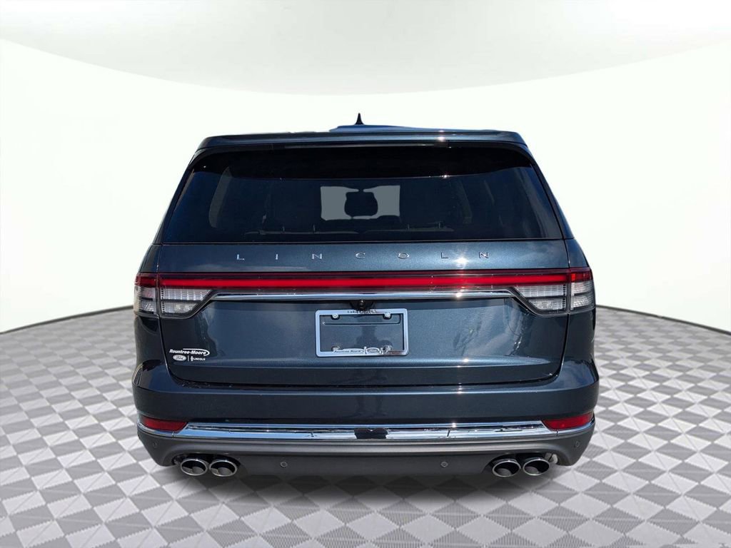 Used 2022 Lincoln Aviator Reserve w/ Equipment Group 201A RWD image 4