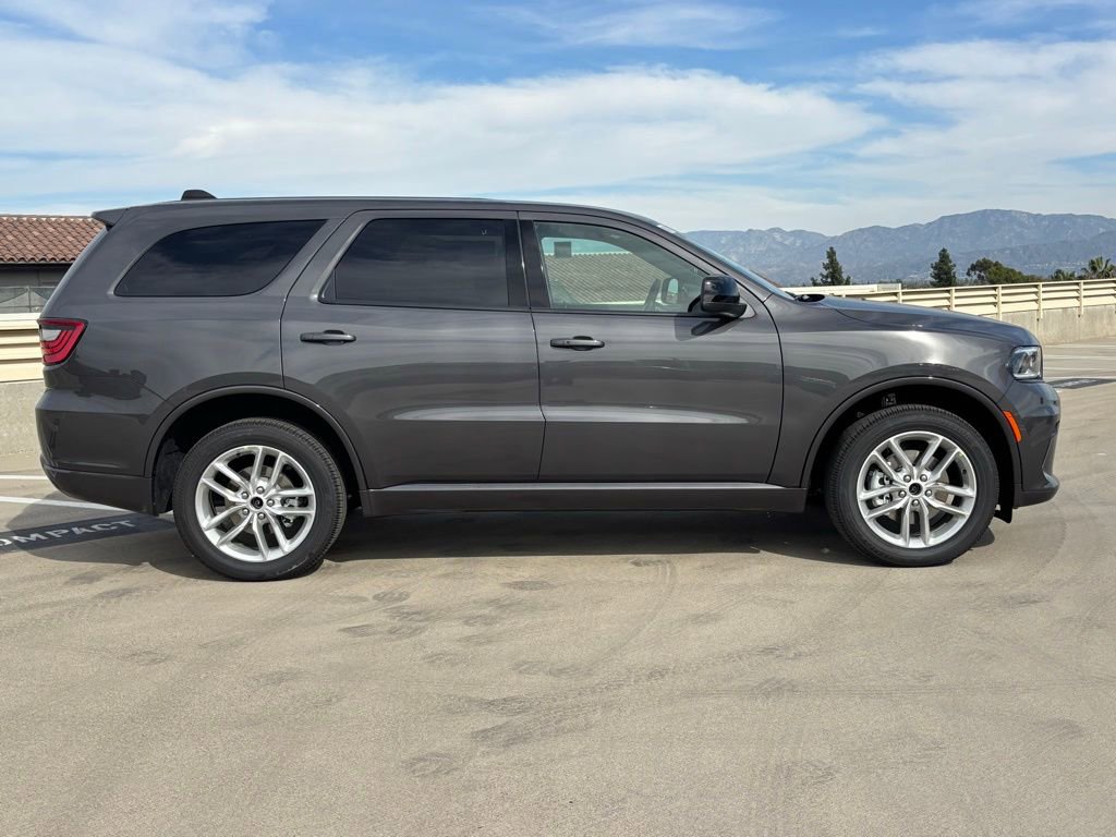 New 2026 Dodge Durango GT image 2
