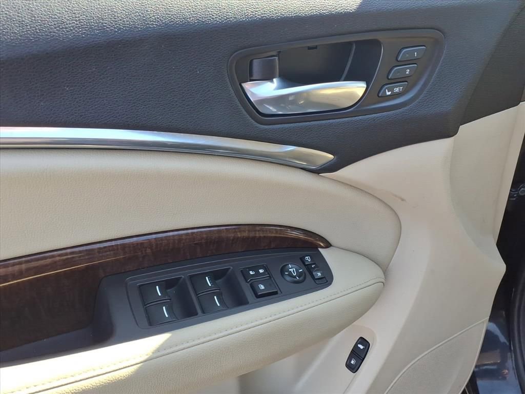 Used 2017 Acura MDX SH-AWD w/ Technology Package image 4