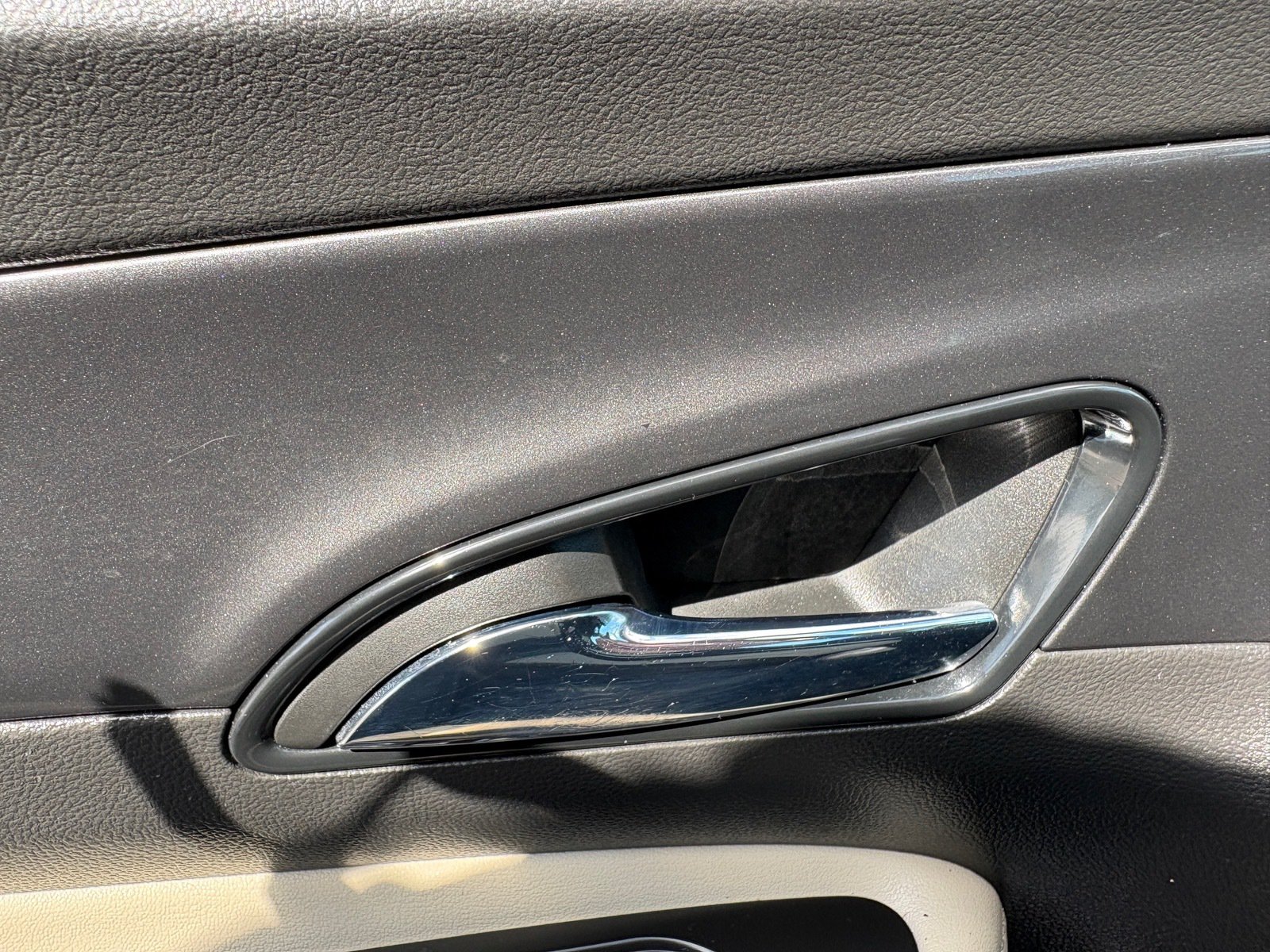 Used 2018 Buick Encore Preferred FWD image 17