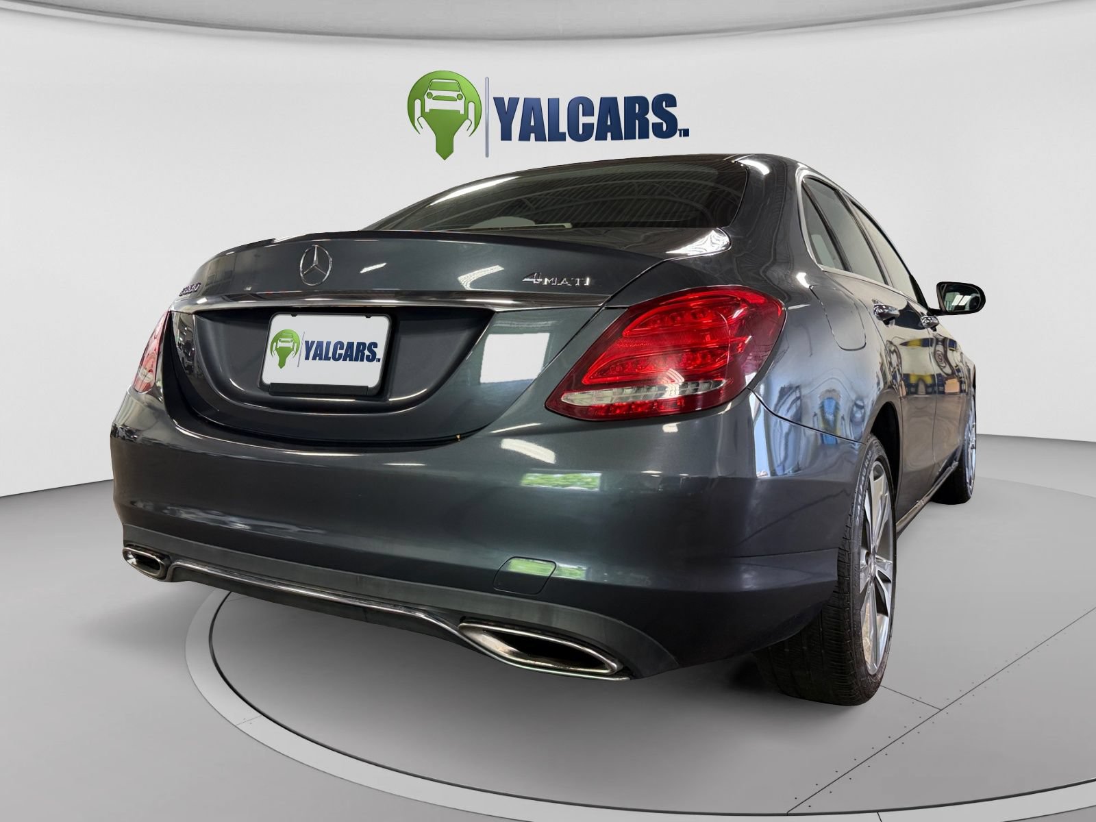 Used 2015 Mercedes-Benz C 300 4MATIC Sedan w/ Multimedia Package image 10