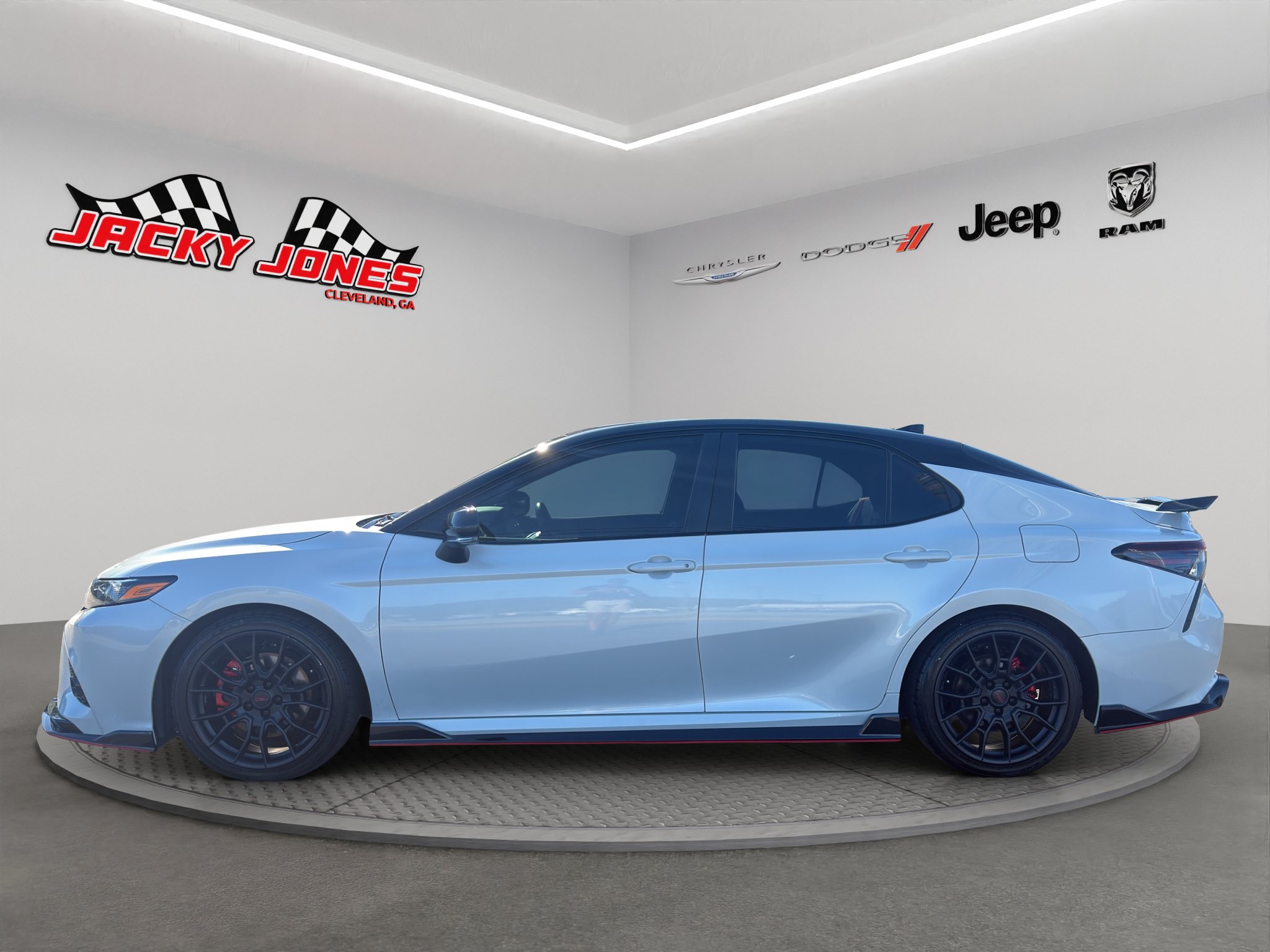 Used 2023 Toyota Camry TRD w/ TRD Package w/JBL Audio FWD image 3