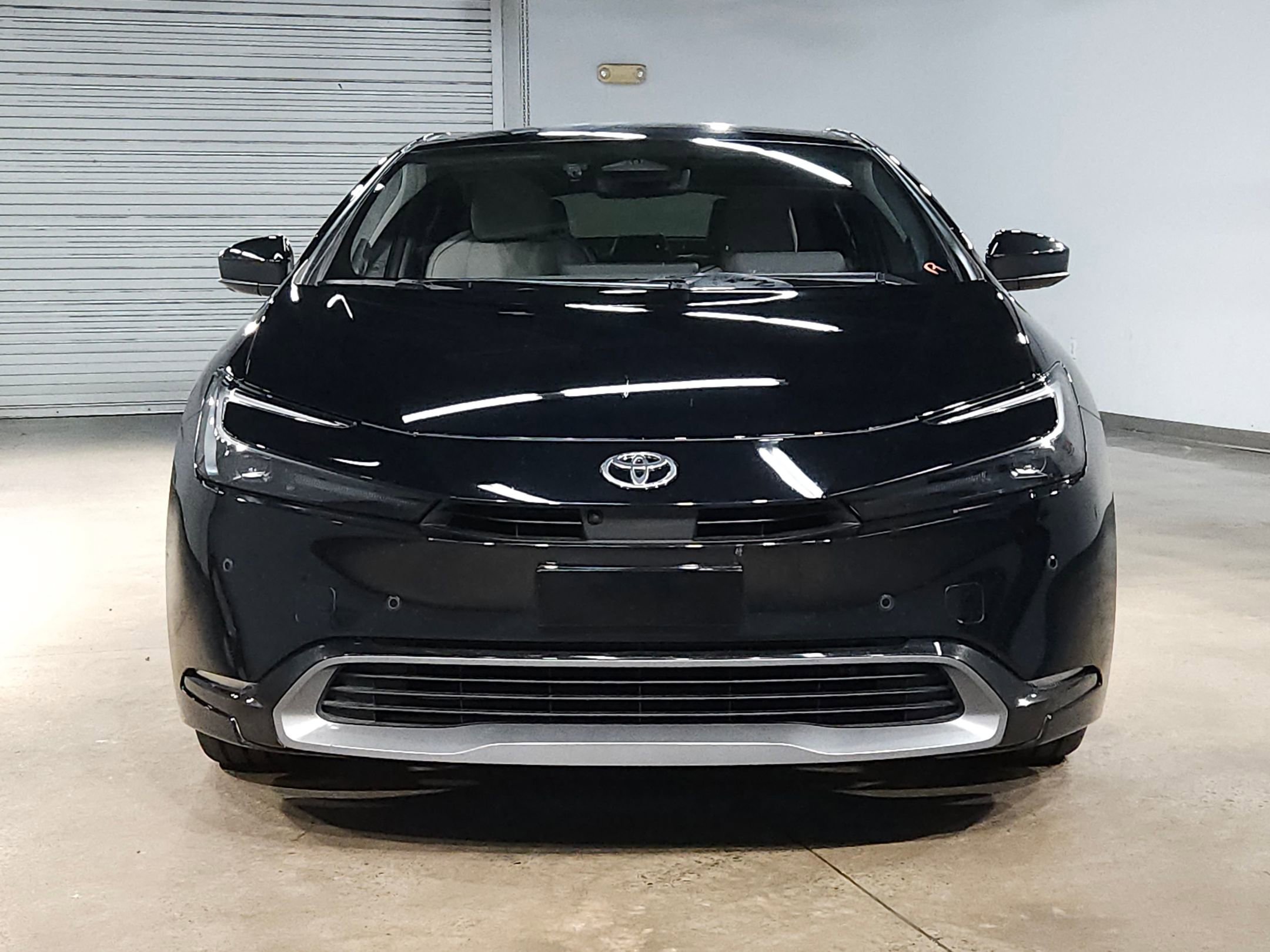 Used 2024 Toyota Prius Limited w/ Limited Premium Package image 2