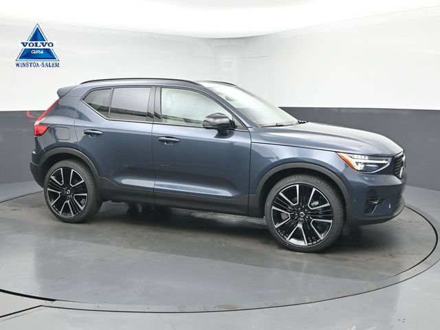 New 2026 Volvo XC40 B5 Ultra w/ Protection Package Premier AWD/4WD image 1
