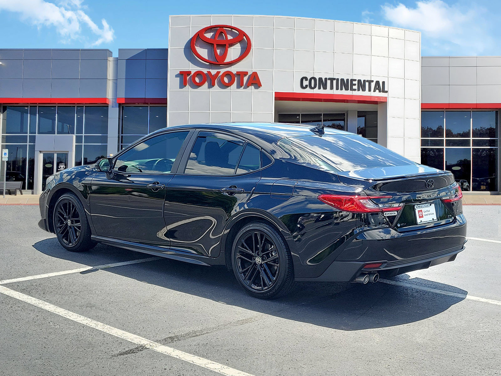 Certified 2025 Toyota Camry SE w/ Multimedia Upgrade Package FWD image 4