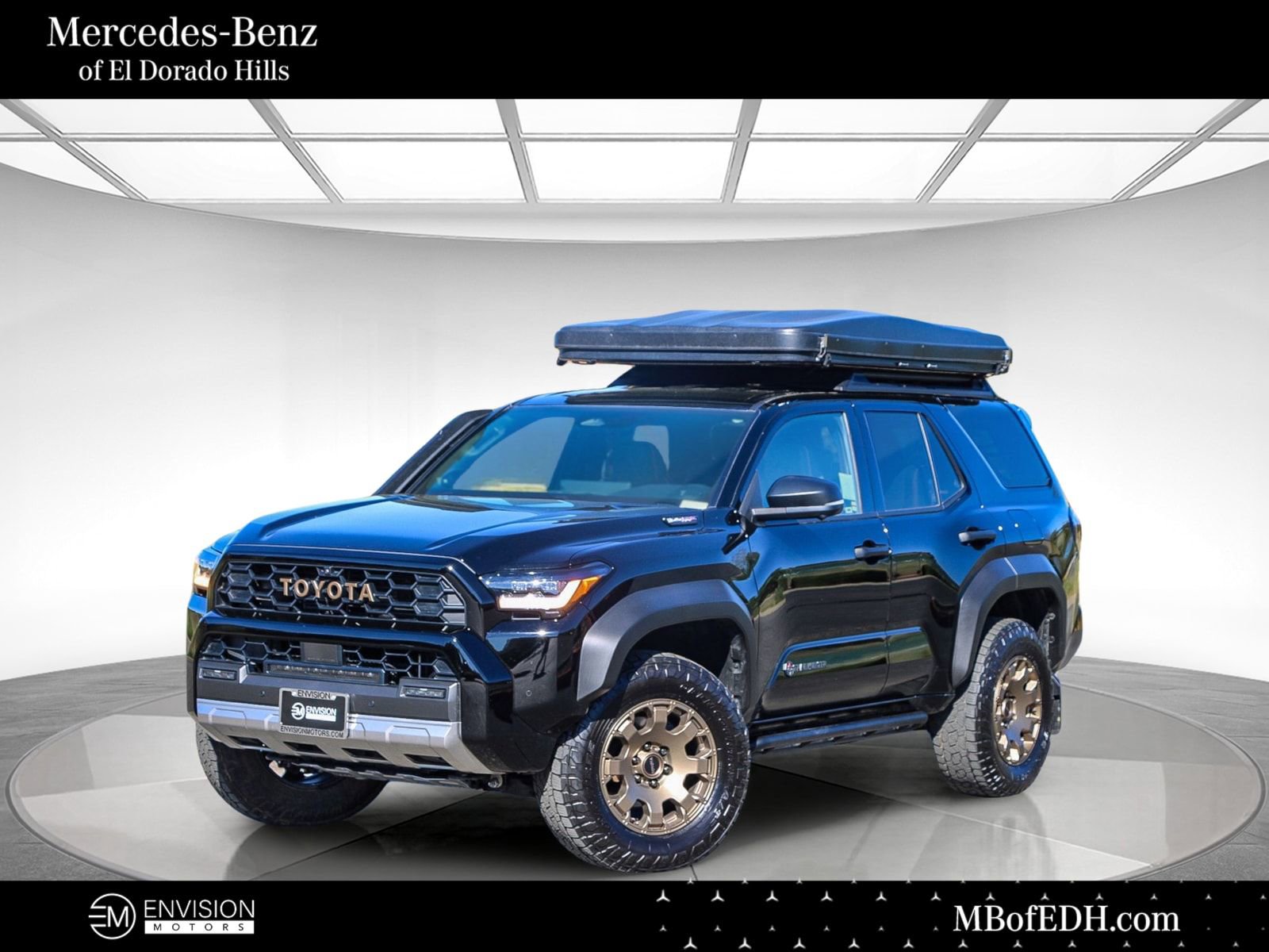 Used 2025 Toyota 4Runner Trailhunter AWD/4WD image 1