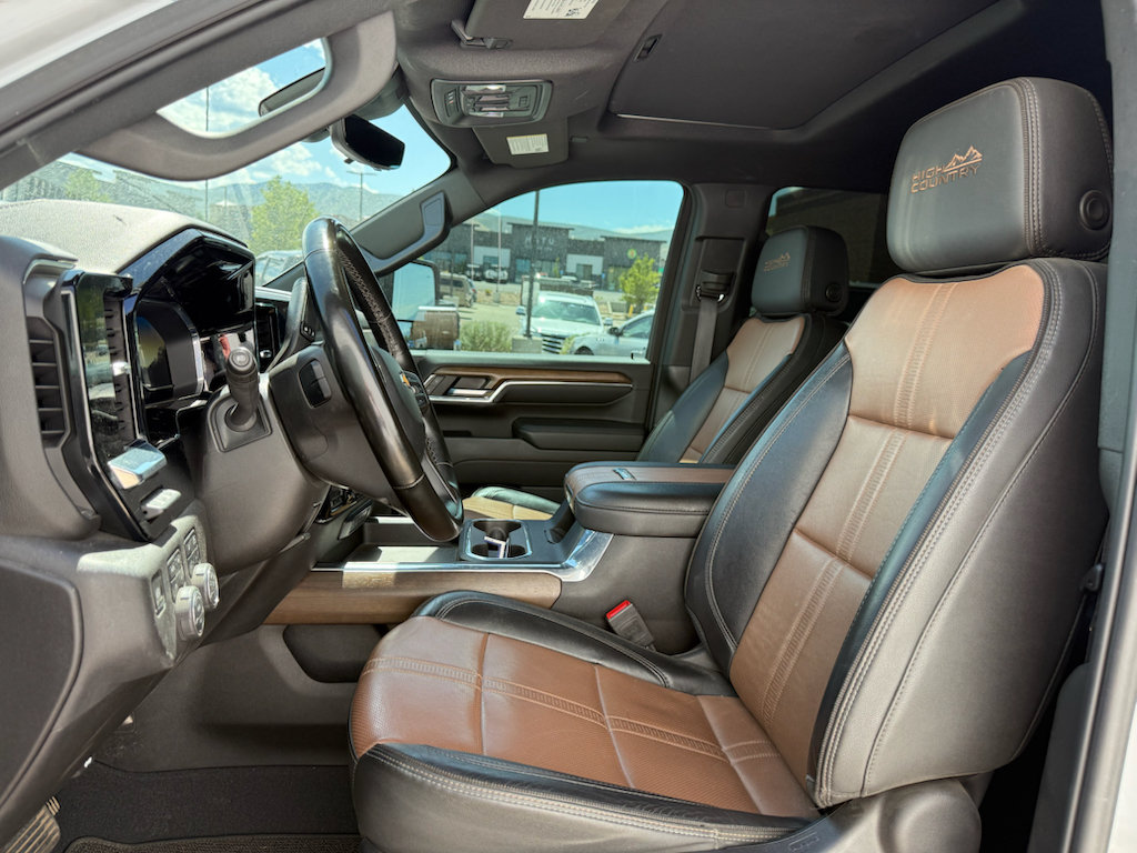 Used 2024 Chevrolet Silverado 3500 High Country w/ High Country Premium Package AWD/4WD image 11