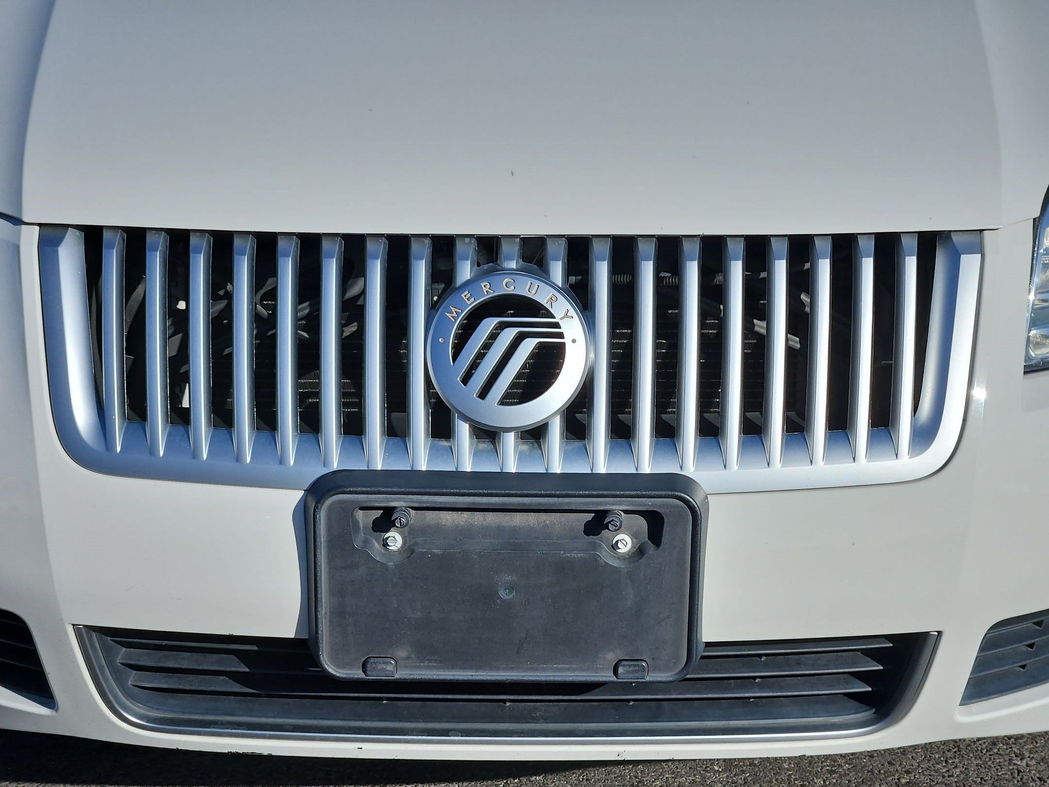 Used 2009 Mercury Milan FWD image 9