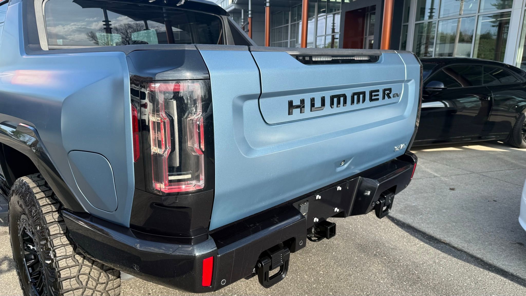 Used 2024 GMC Hummer EV 3X w/ Omega Edition AWD/4WD image 7