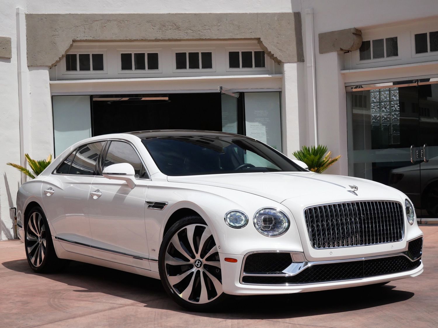 Used 2022 Bentley Flying Spur V8