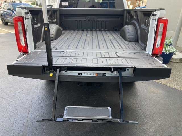 New 2026 Ford F250 XLT w/ Snow Plow Prep Package AWD/4WD image 9