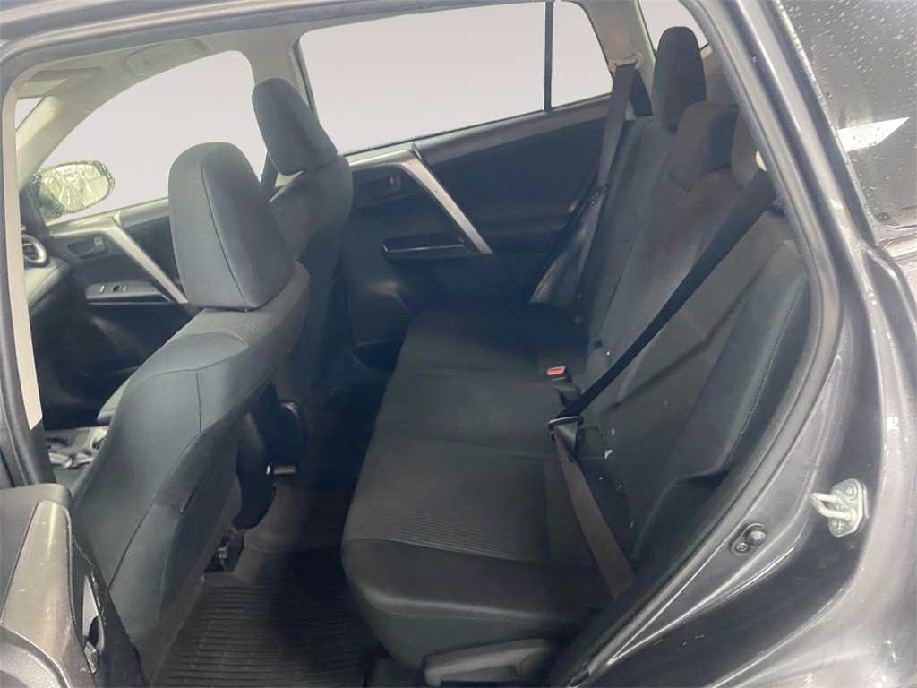 Used 2016 Toyota RAV4 LE image 13