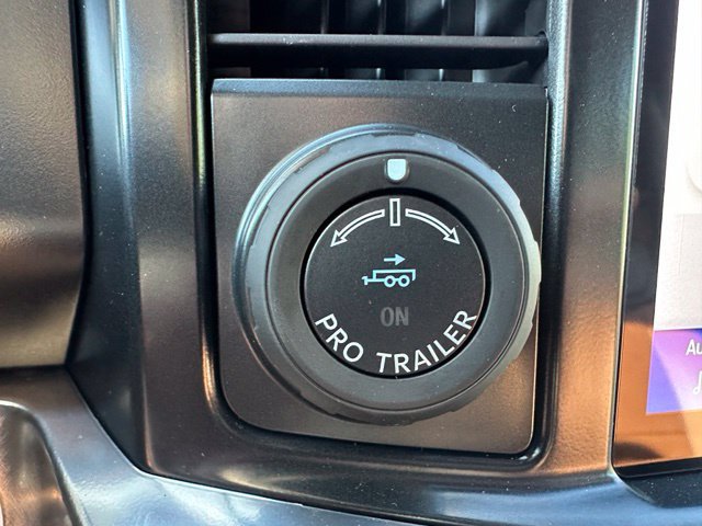 New 2026 Ford F350 King Ranch w/ Chrome Package AWD/4WD image 19