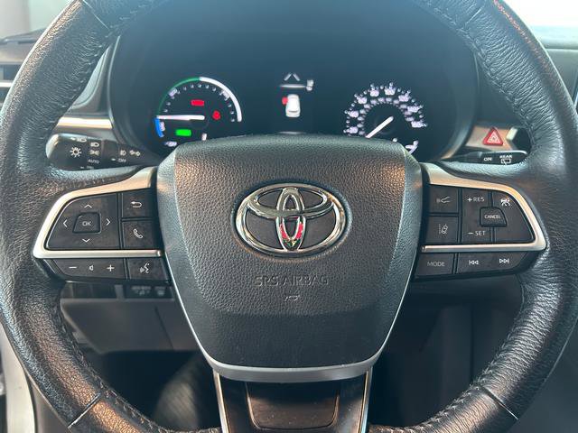 Used 2024 Toyota Sienna XLE FWD image 20