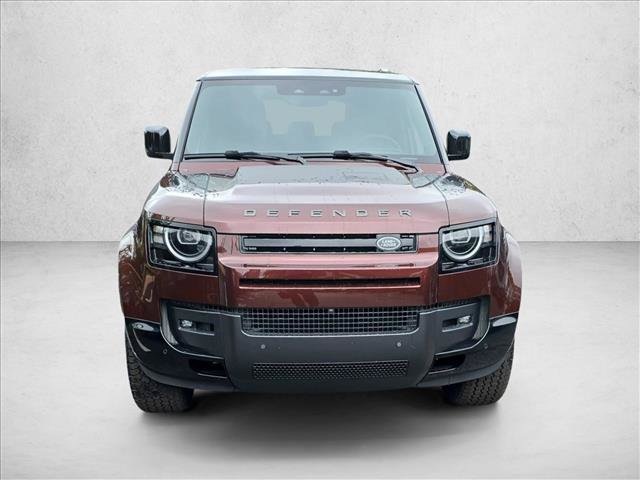 New 2026 Land Rover Defender 90 X-Dynamic SE AWD/4WD image 2